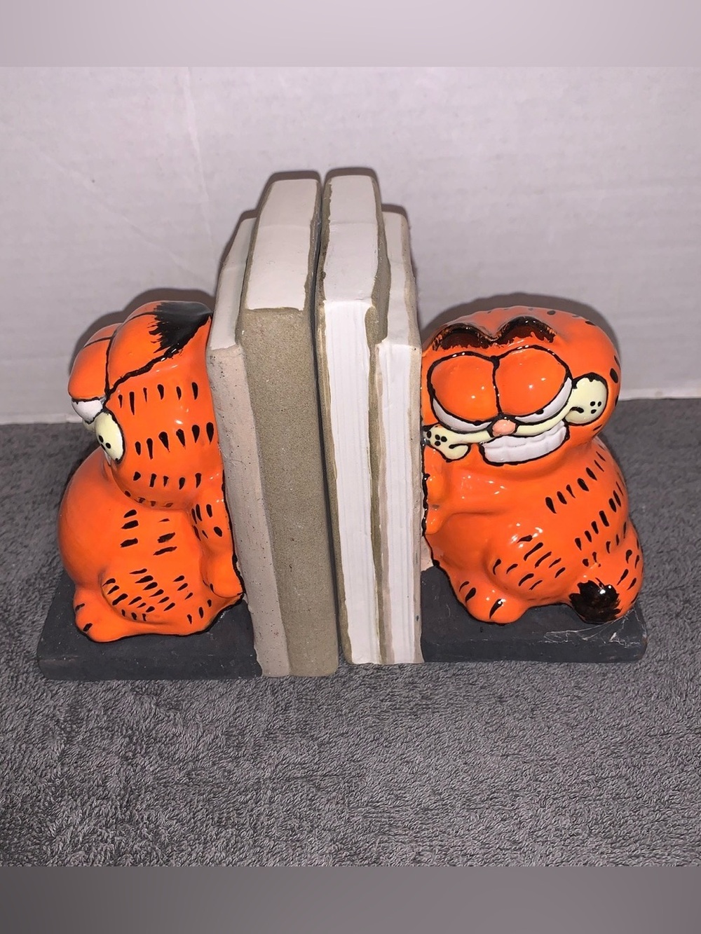 RARE Vtg Immovable Object Collectible Garfield Bookends Figurine Set - Unmarked